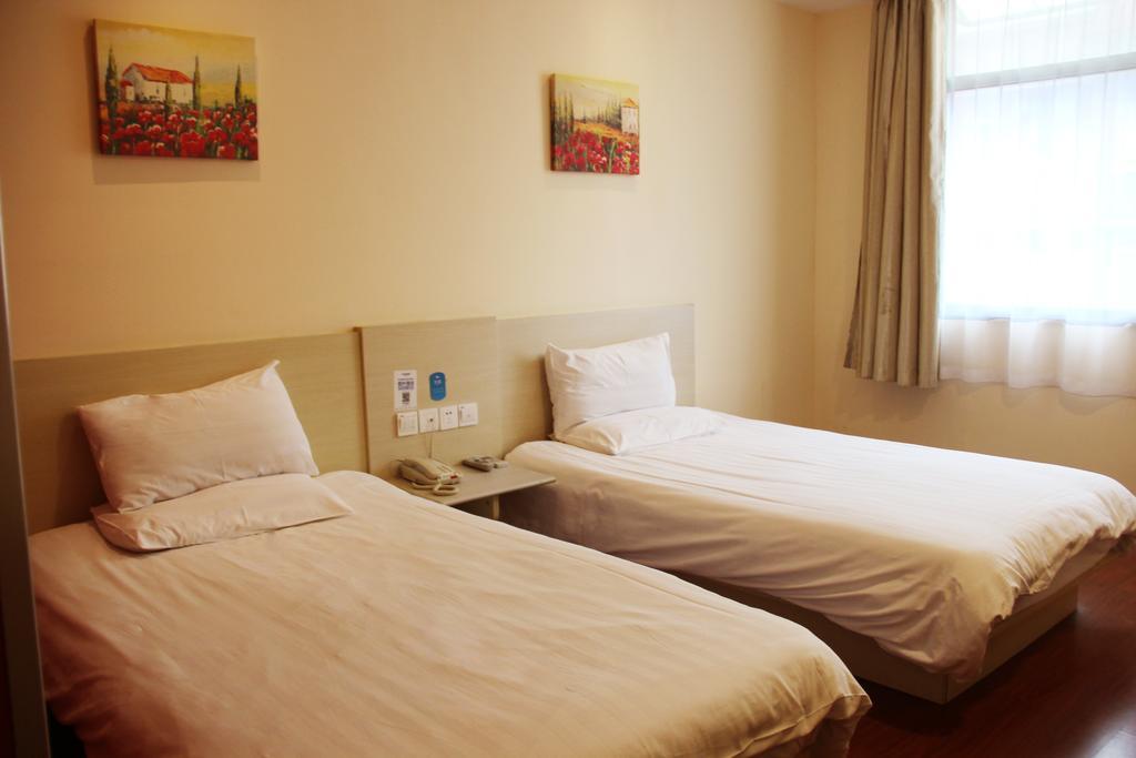 Hanting Hotel Ji'Nan Jiefang Road 2Nd Jinan Quarto foto